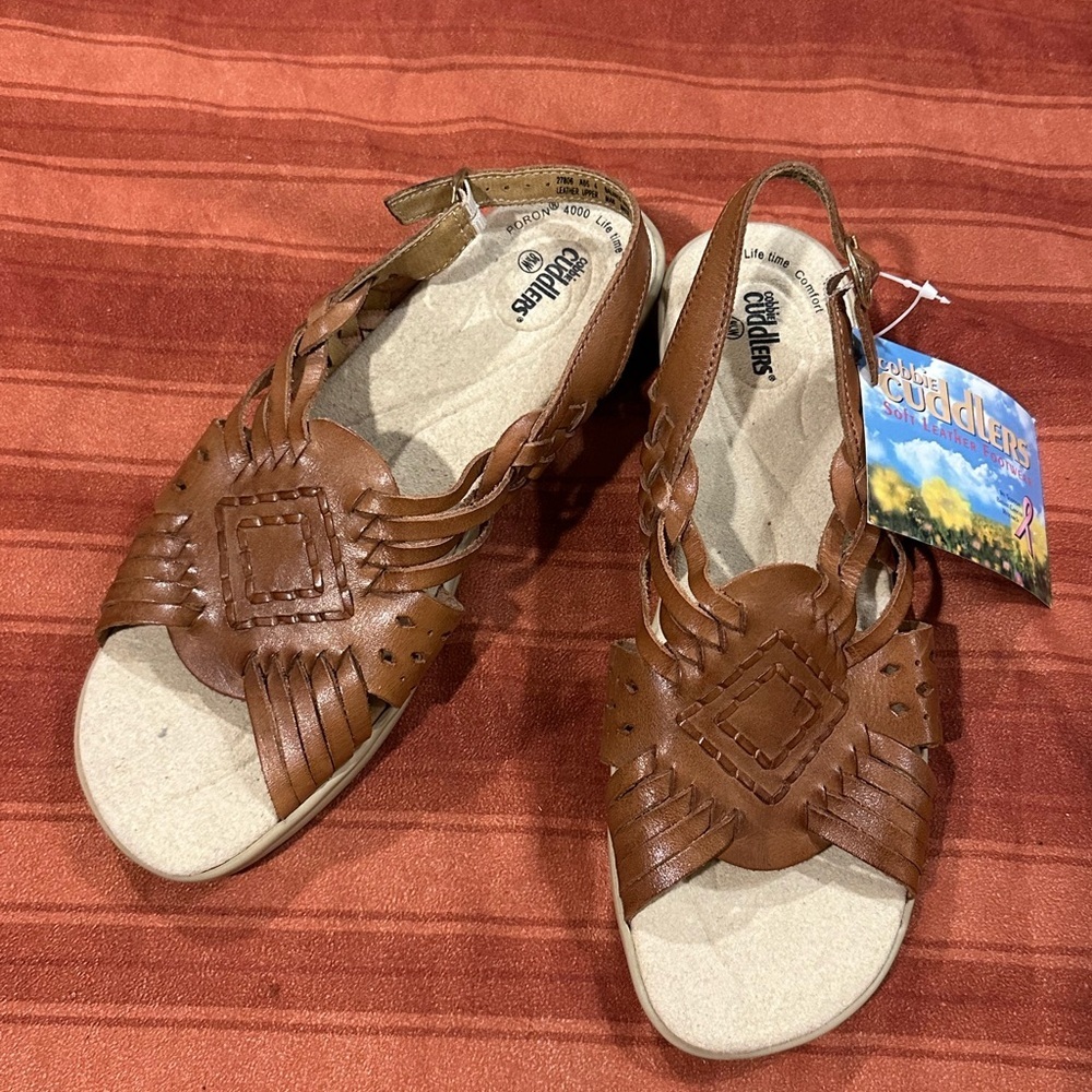 Cobbie Cuddlers Leather Sandals 8.5M Brown PORON 4000 Comfort Footbed NWT